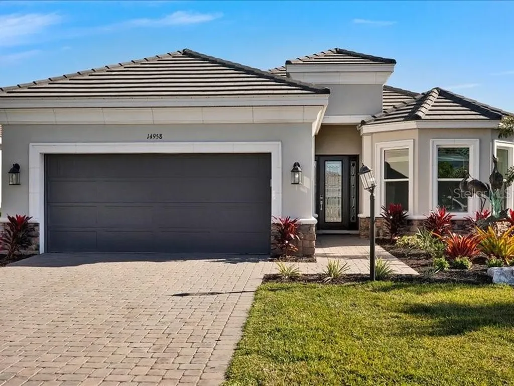 14958 Contenta Loop Bradenton FL 34211