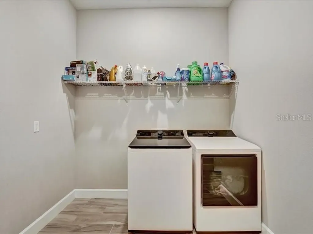 14958 Contenta Loop Bradenton FL 34211