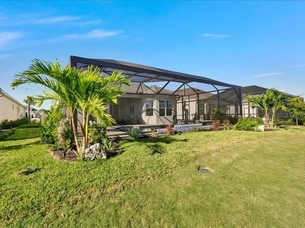 14958 Contenta Loop Bradenton FL 34211