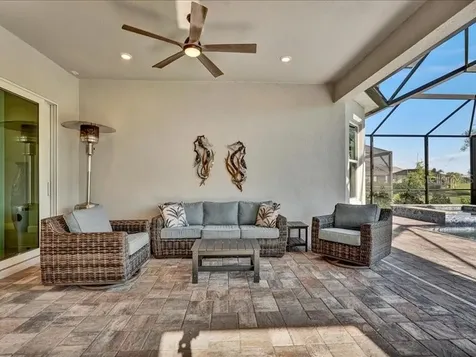 14958 Contenta Loop Bradenton FL 34211