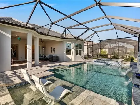 14958 Contenta Loop Bradenton FL 34211