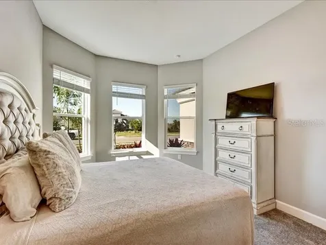 14958 Contenta Loop Bradenton FL 34211