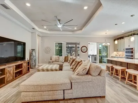 14958 Contenta Loop Bradenton FL 34211
