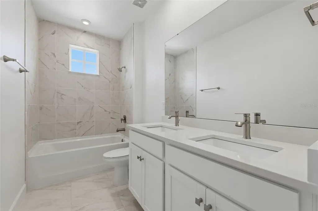 7410 Barrier Cove Way Kissimmee FL 34747