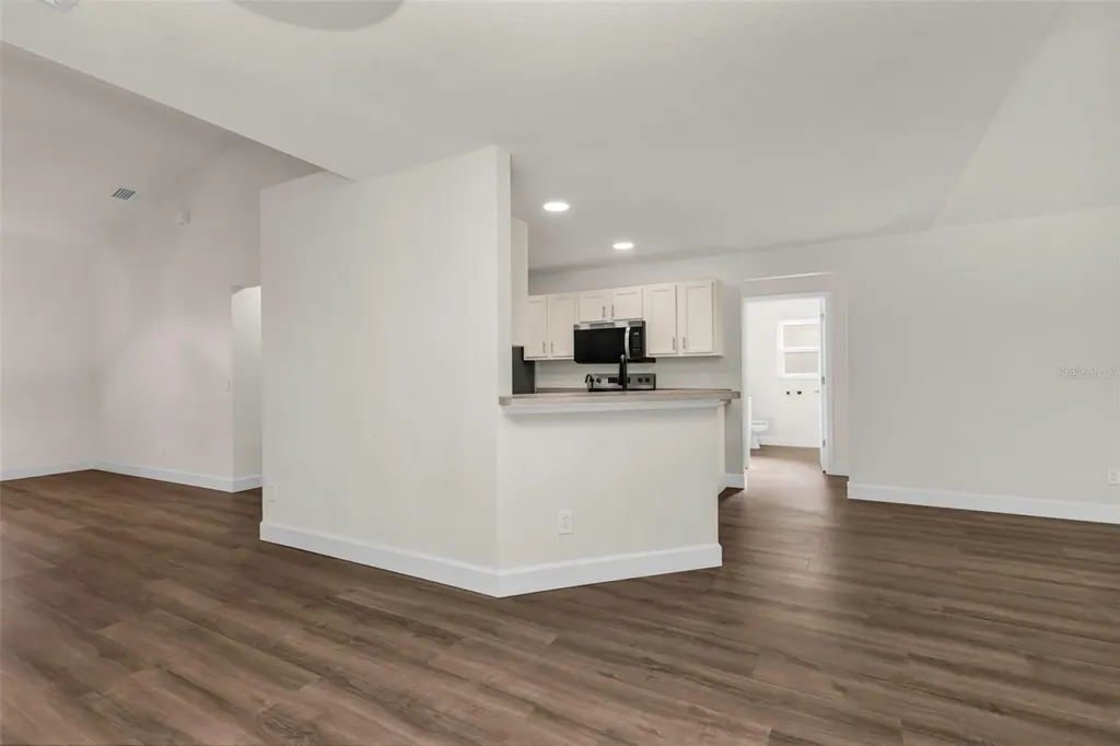 2485 Traverse Avenue North Port FL 34286