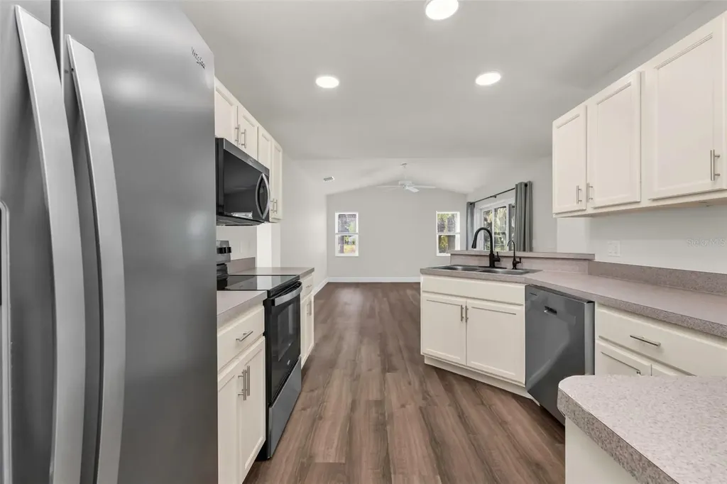2485 Traverse Avenue North Port FL 34286