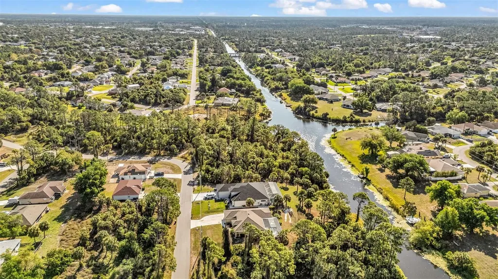 2485 Traverse Avenue North Port FL 34286