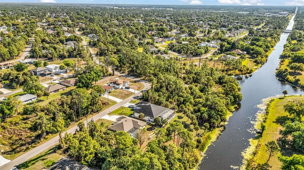 2485 Traverse Avenue North Port FL 34286