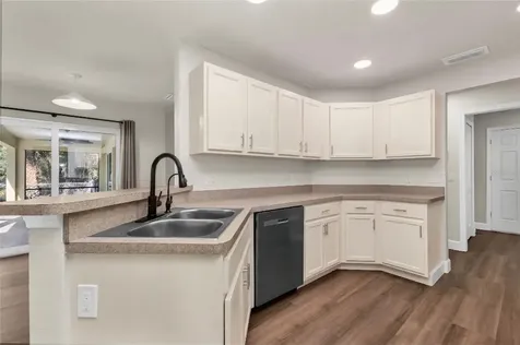 2485 Traverse Avenue North Port FL 34286