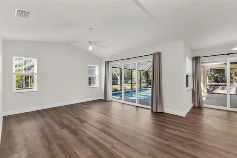 2485 Traverse Avenue North Port FL 34286