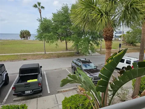 611 B Destiny Drive Ruskin FL 33570