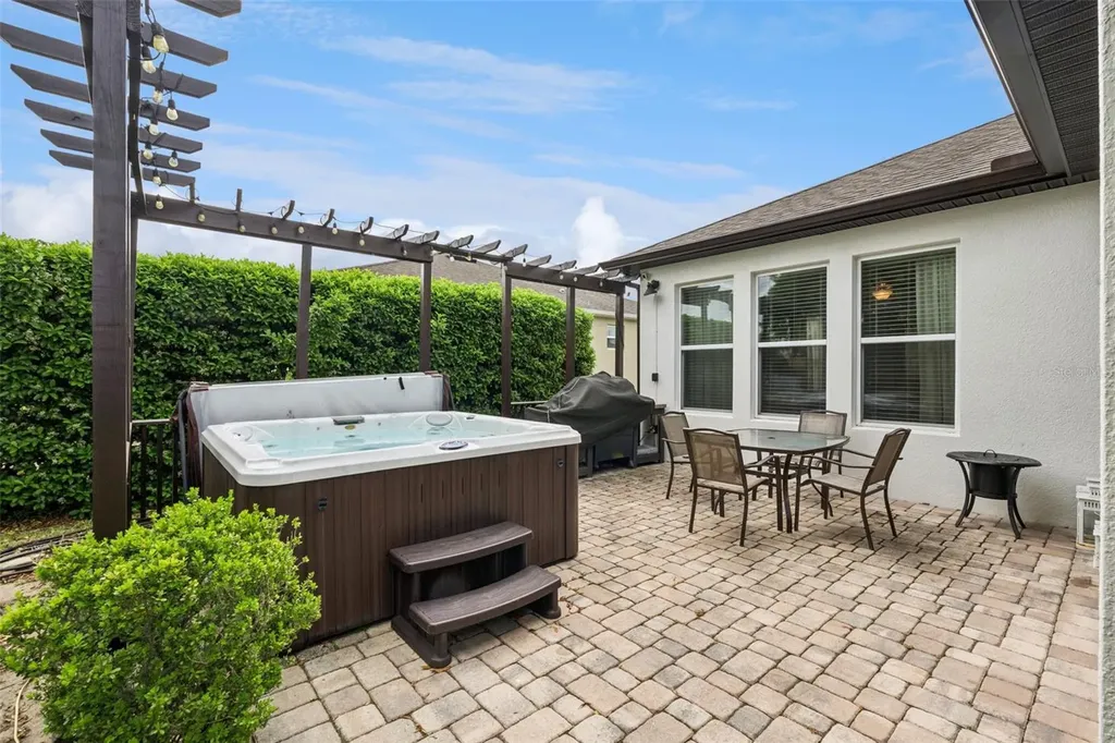1055 Rock Creek Street Apopka FL 32712