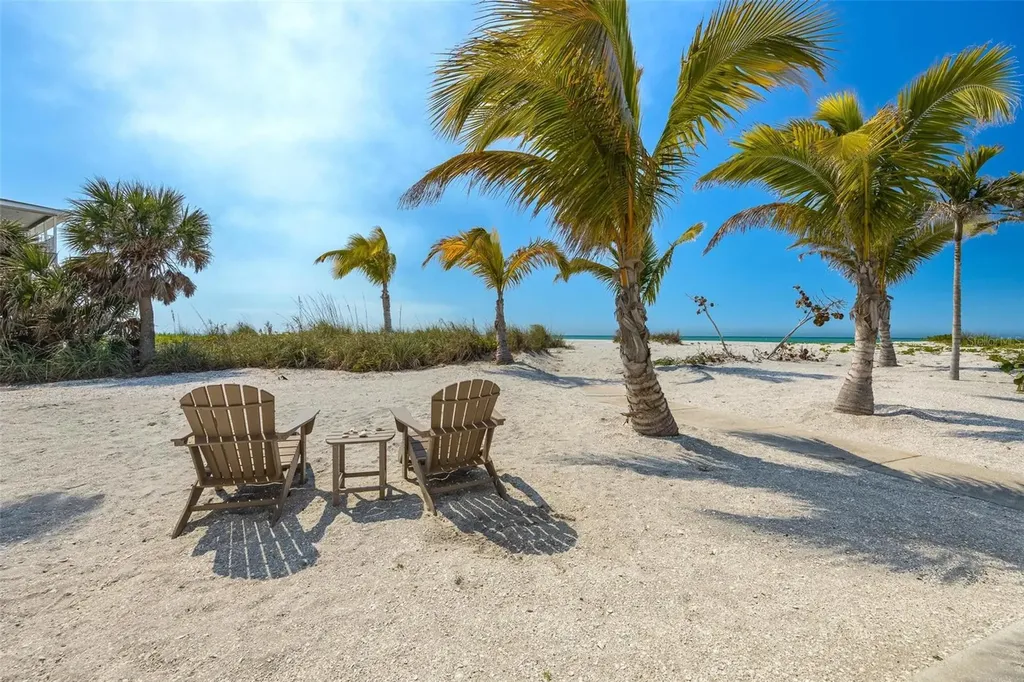 2740 N Beach Road Englewood FL 34223