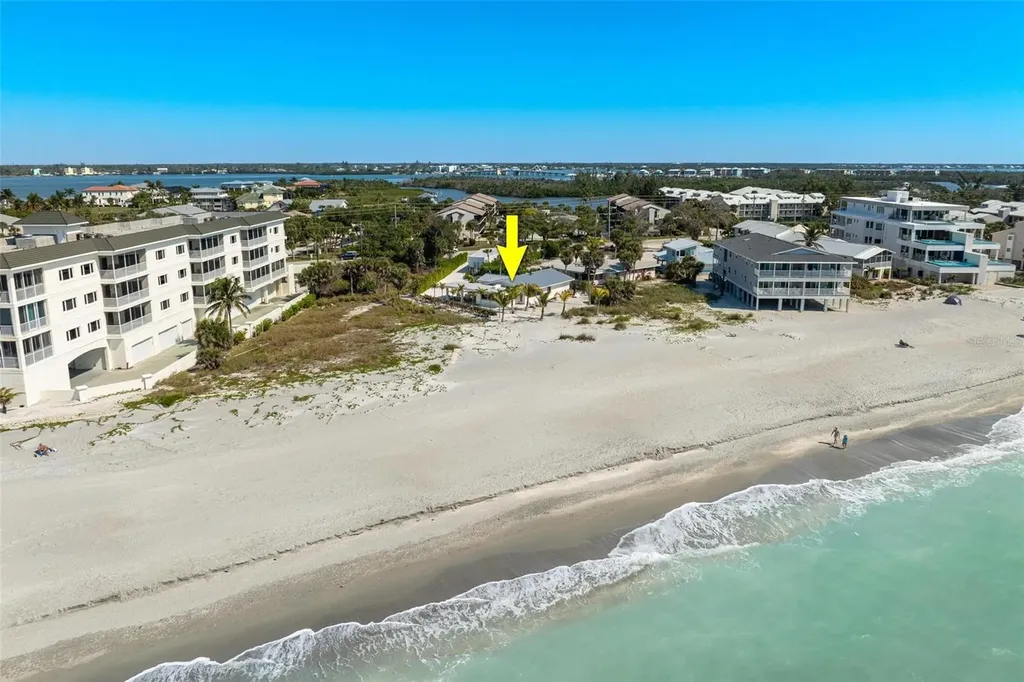 2740 N Beach Road Englewood FL 34223