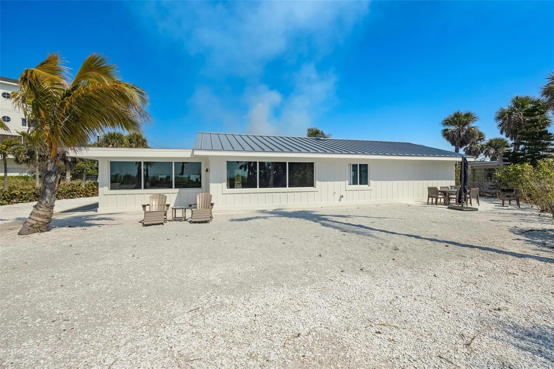 2740 N Beach Road Englewood FL 34223