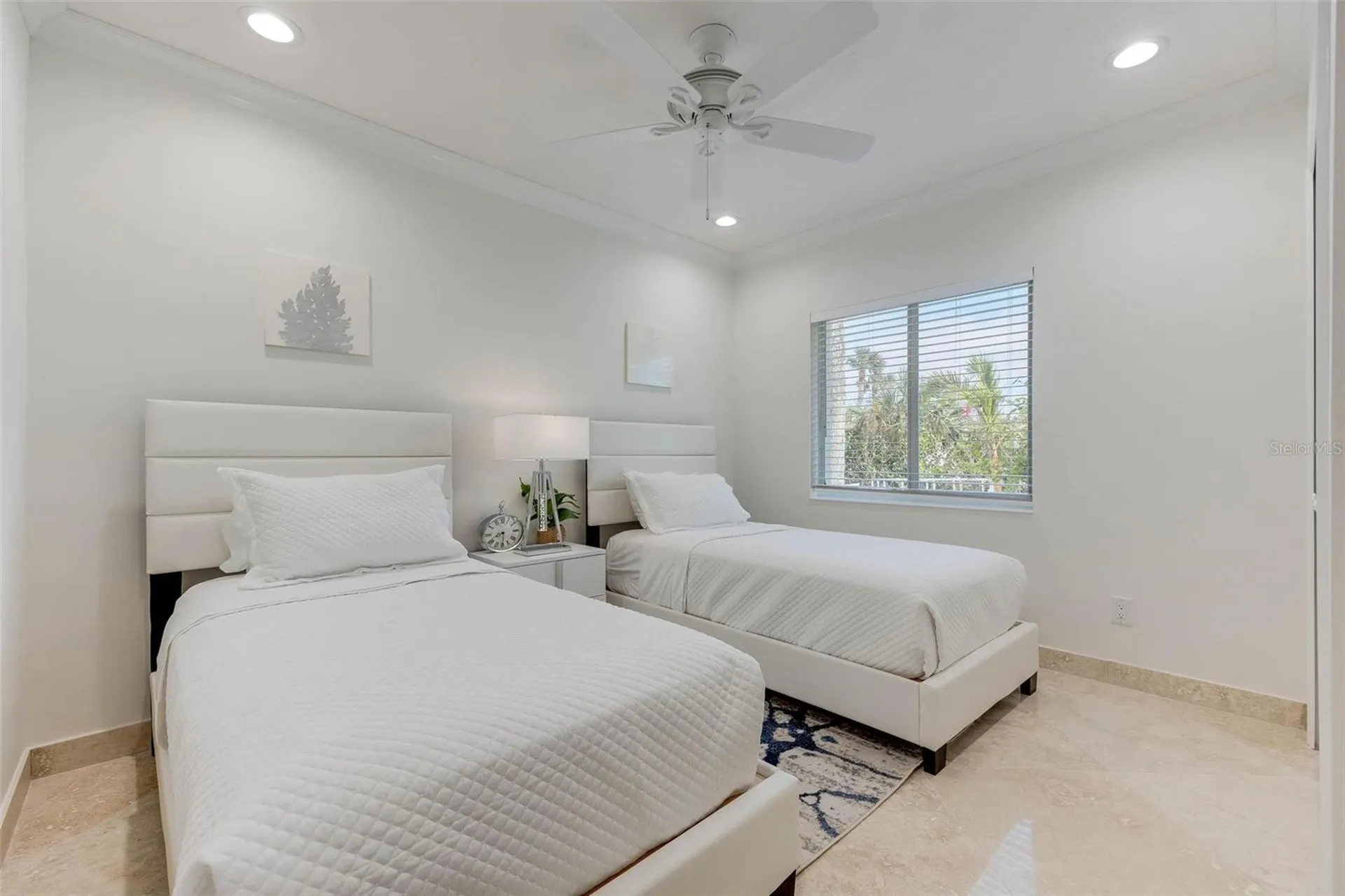 2740 N Beach Road Englewood FL 34223