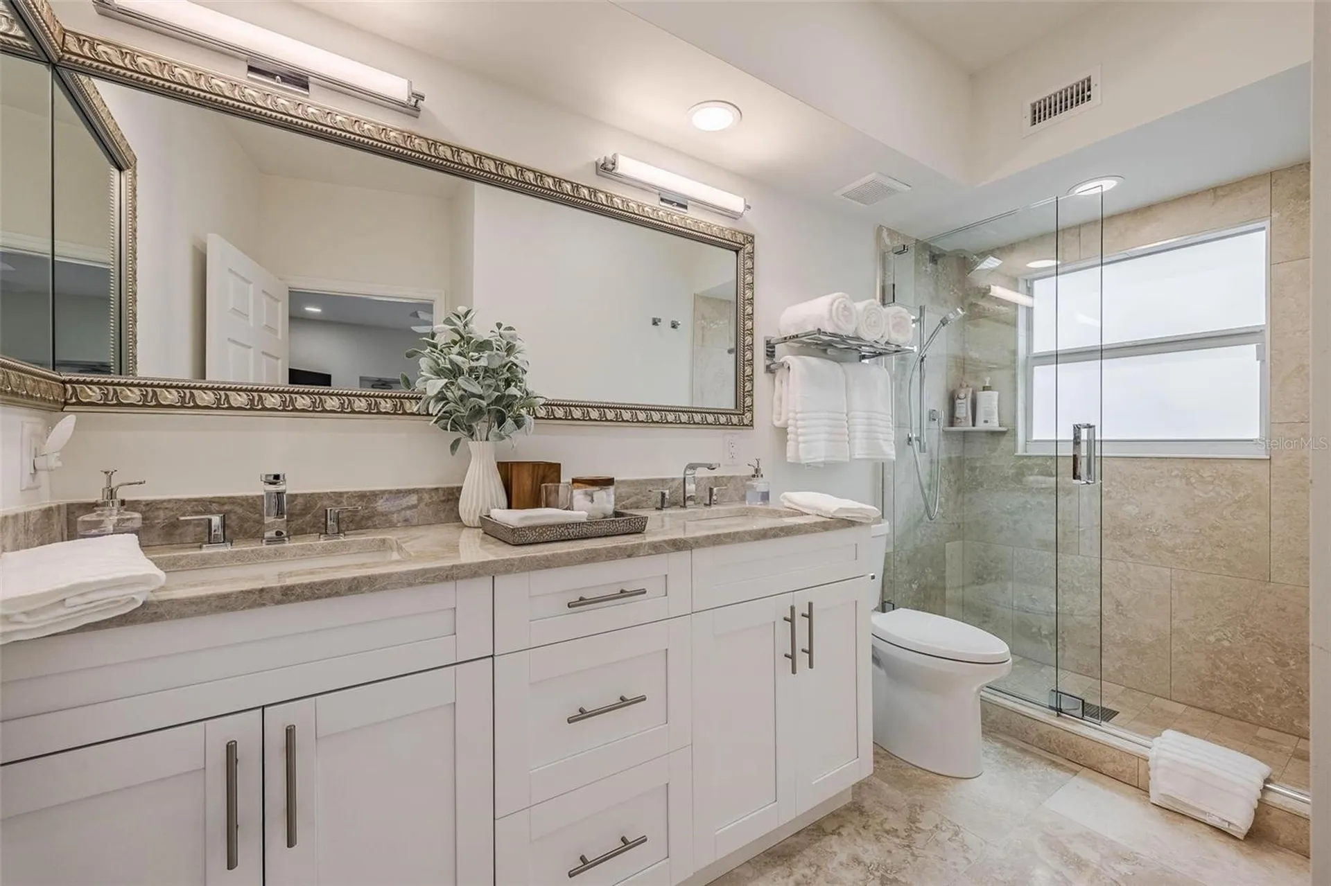 2740 N Beach Road Englewood FL 34223