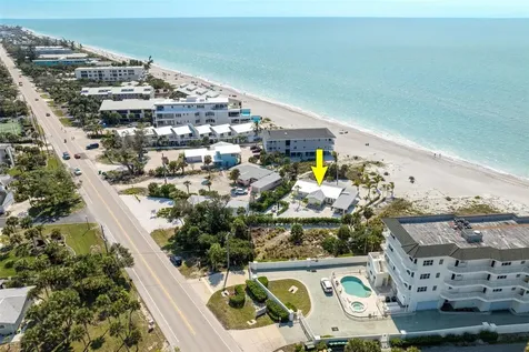 2740 N Beach Road Englewood FL 34223