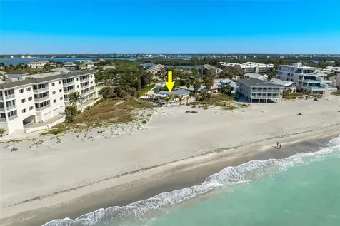 2740 N Beach Road Englewood FL 34223