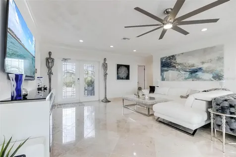 2740 N Beach Road Englewood FL 34223
