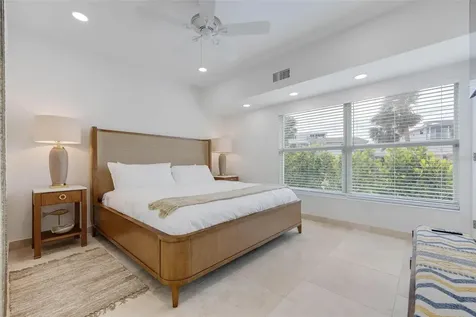 2740 N Beach Road Englewood FL 34223