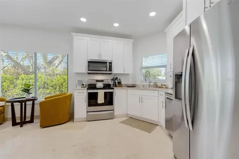 2740 N Beach Road Englewood FL 34223