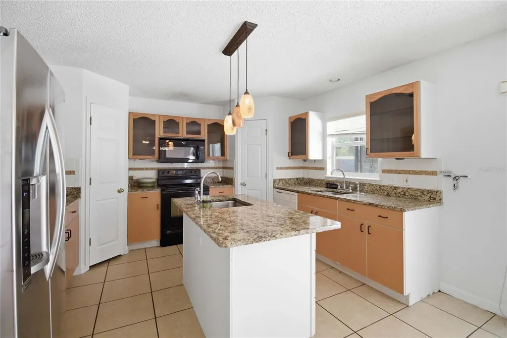 206 Taranto Way Kissimmee FL 34758