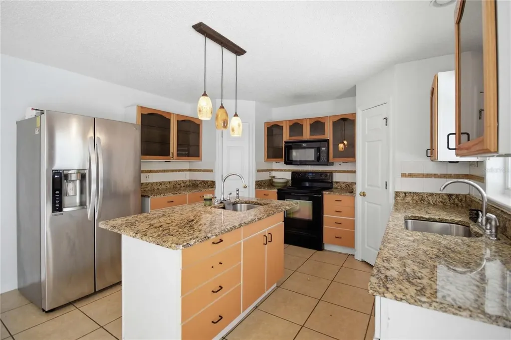 206 Taranto Way Kissimmee FL 34758