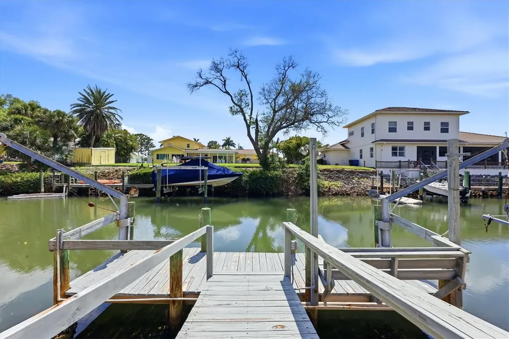 353 S Shore Drive Osprey FL 34229