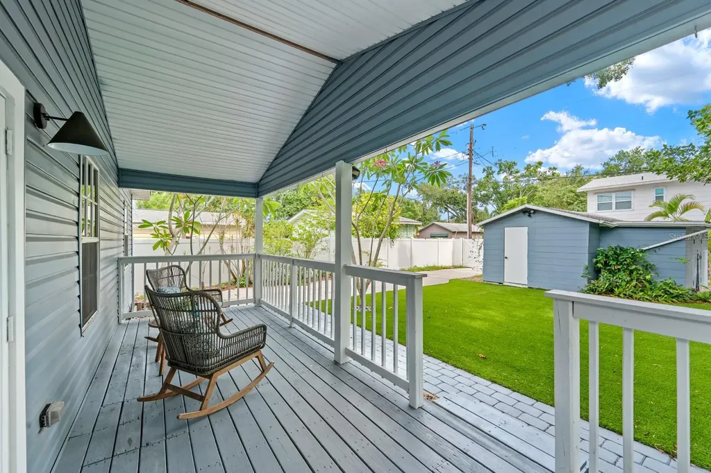 1720 24th Avenue N St Petersburg FL 33713