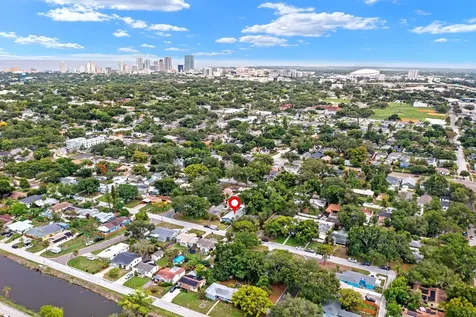 1720 24th Avenue N St Petersburg FL 33713