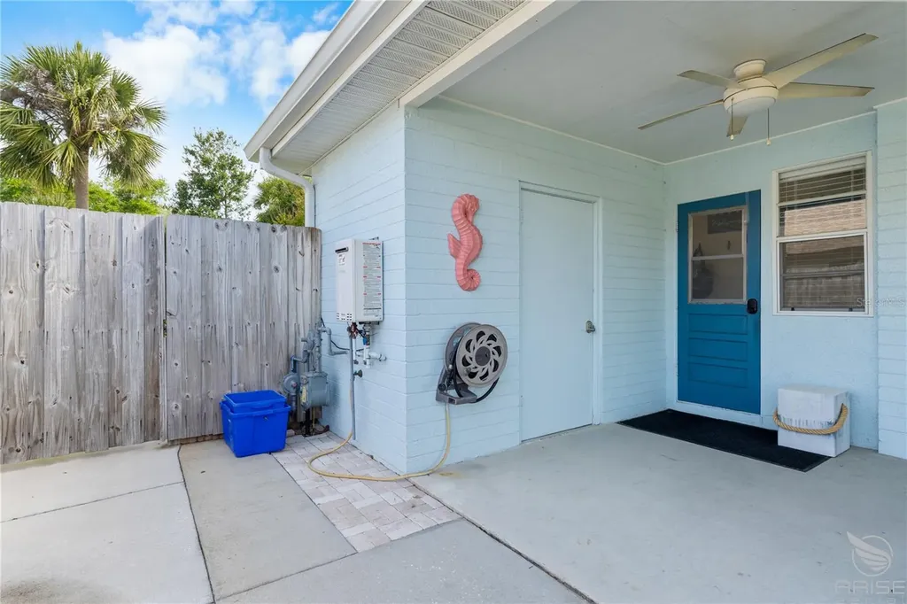 702 Ocean Avenue New Smyrna Beach FL 32169