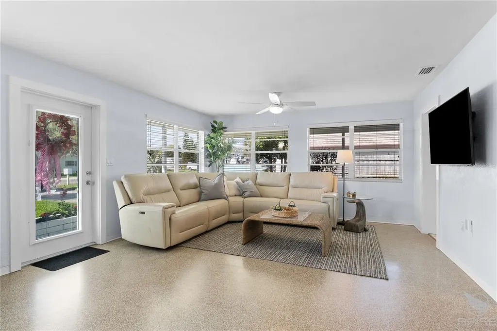 702 Ocean Avenue New Smyrna Beach FL 32169