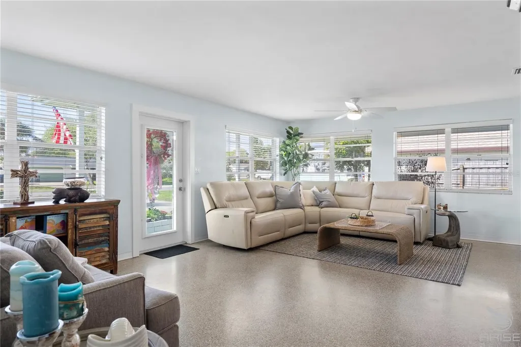 702 Ocean Avenue New Smyrna Beach FL 32169