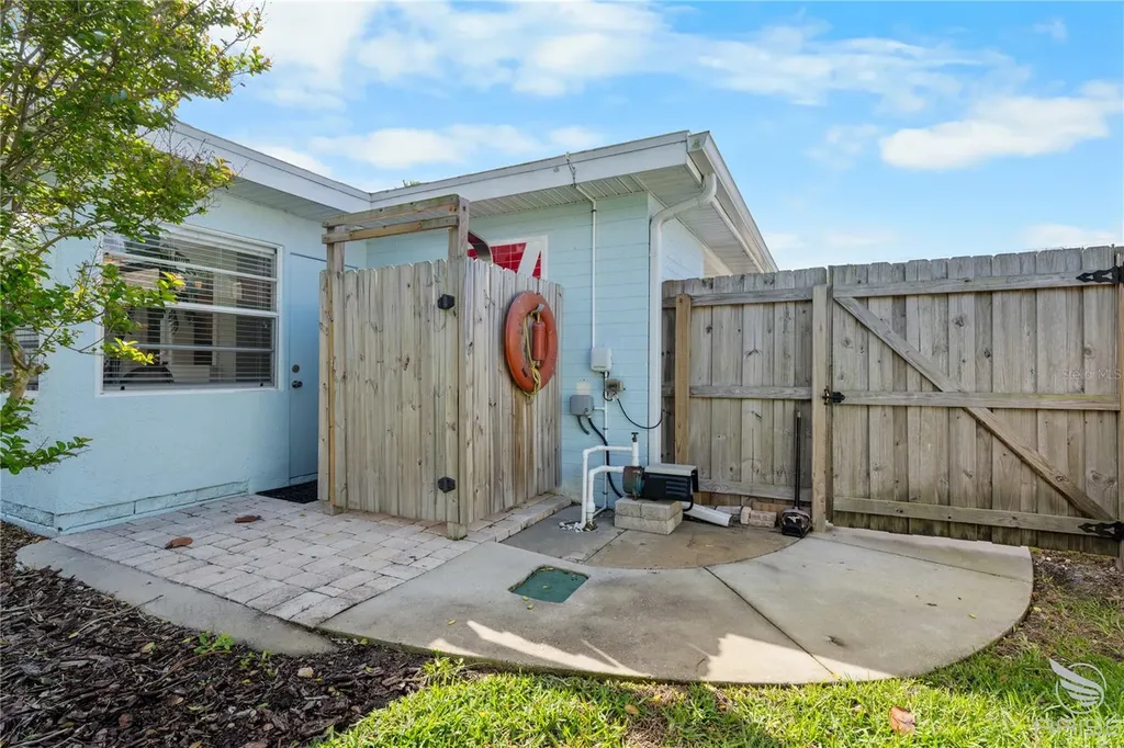 702 Ocean Avenue New Smyrna Beach FL 32169