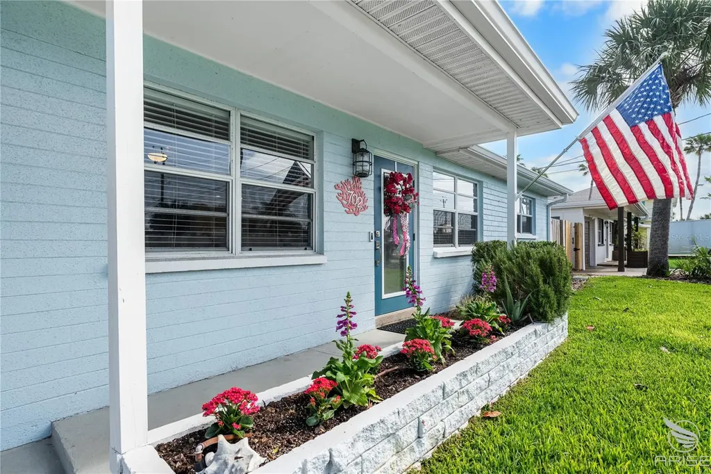 702 Ocean Avenue New Smyrna Beach FL 32169