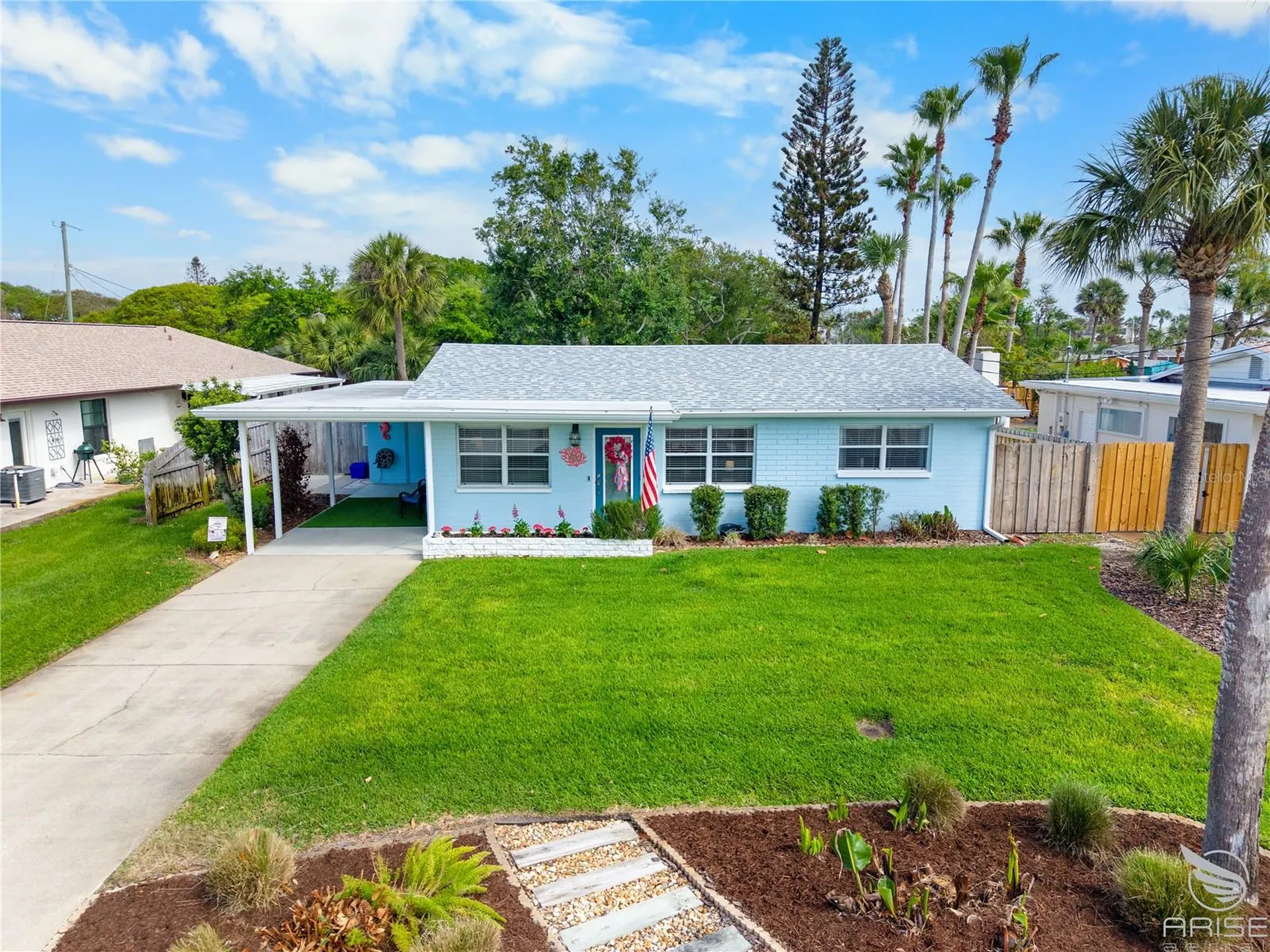 702 Ocean Avenue New Smyrna Beach FL 32169