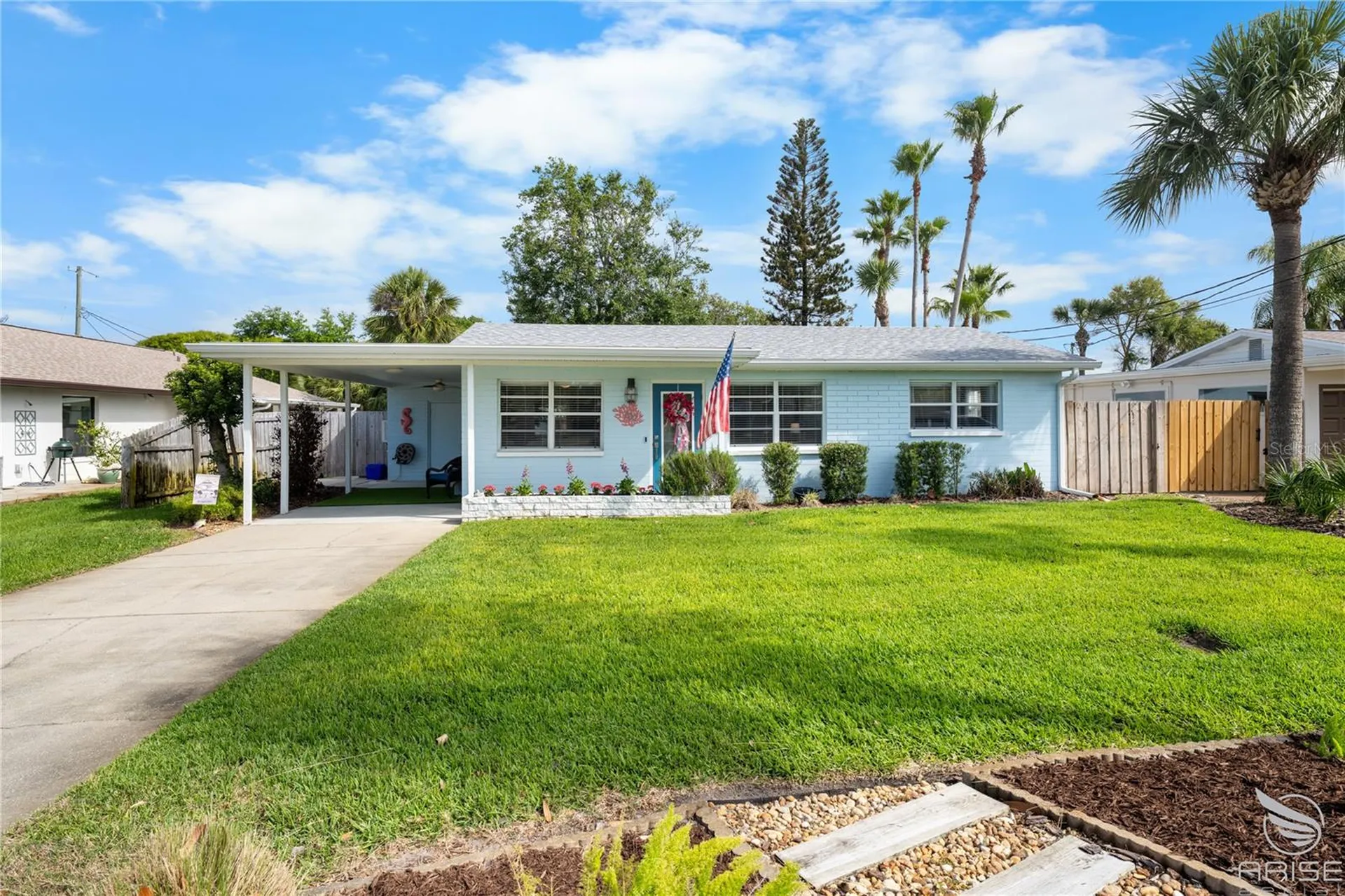 702 Ocean Avenue New Smyrna Beach FL 32169