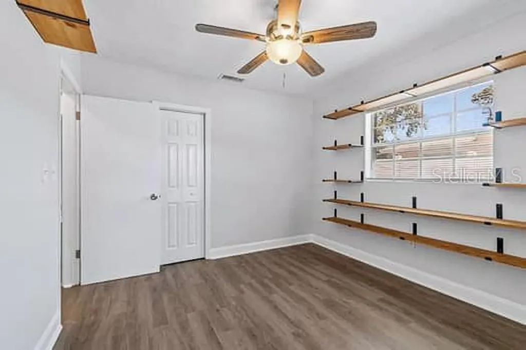 2115 Philippe Parkway Safety Harbor FL 34695