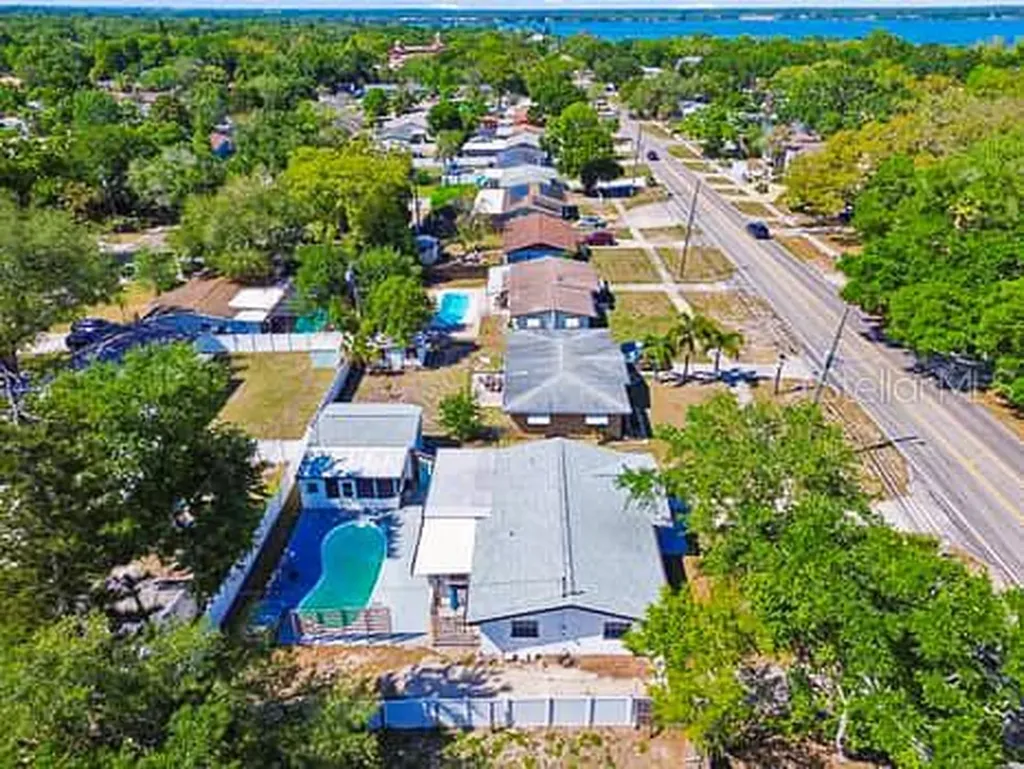 2115 Philippe Parkway Safety Harbor FL 34695
