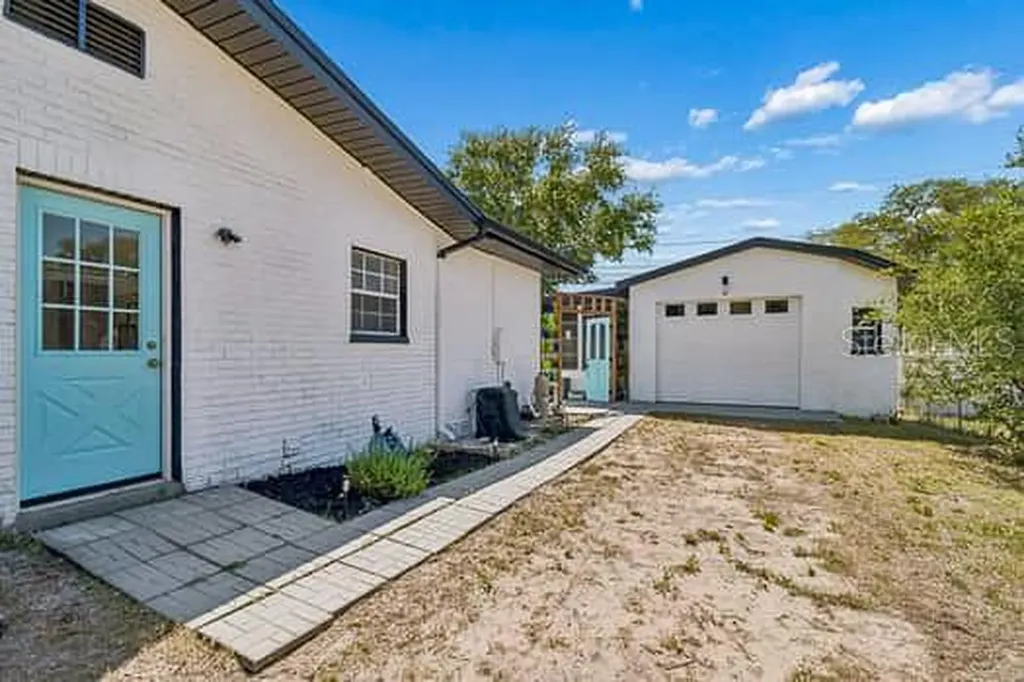 2115 Philippe Parkway Safety Harbor FL 34695