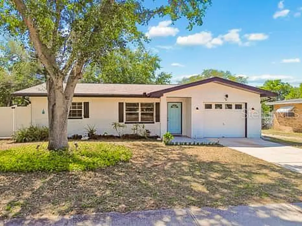 2115 Philippe Parkway Safety Harbor FL 34695
