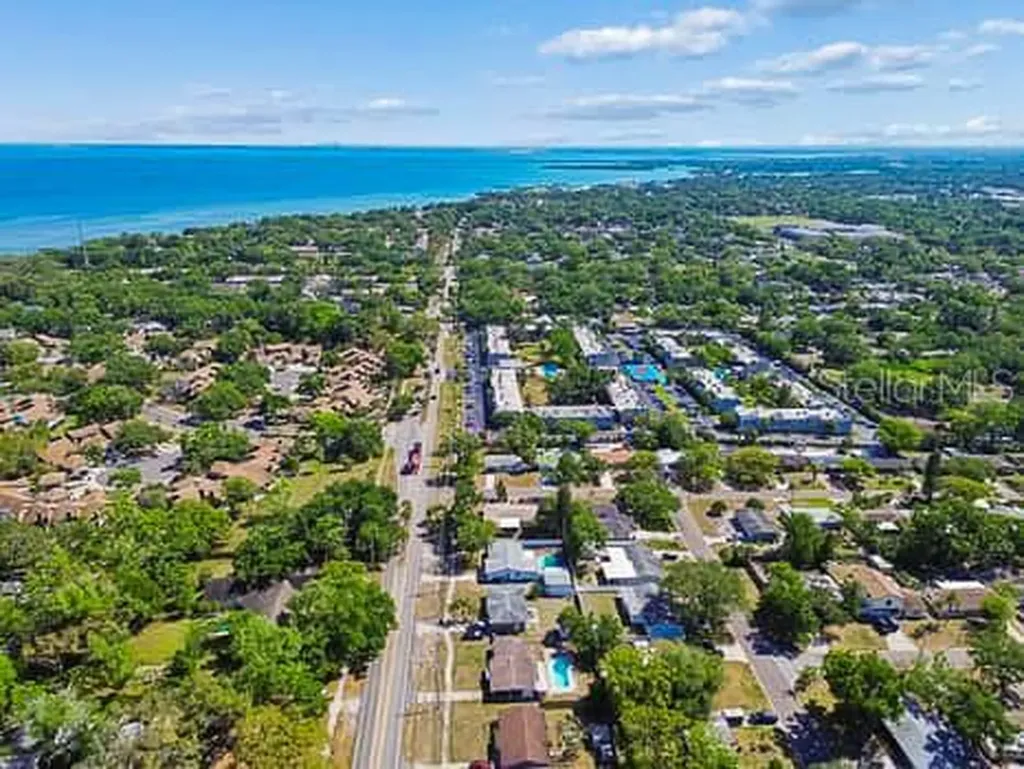 2115 Philippe Parkway Safety Harbor FL 34695