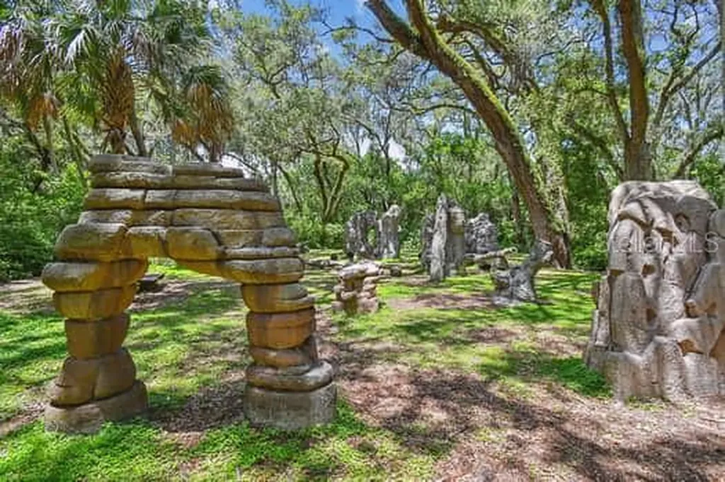 2115 Philippe Parkway Safety Harbor FL 34695