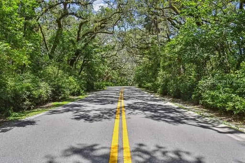 2115 Philippe Parkway Safety Harbor FL 34695