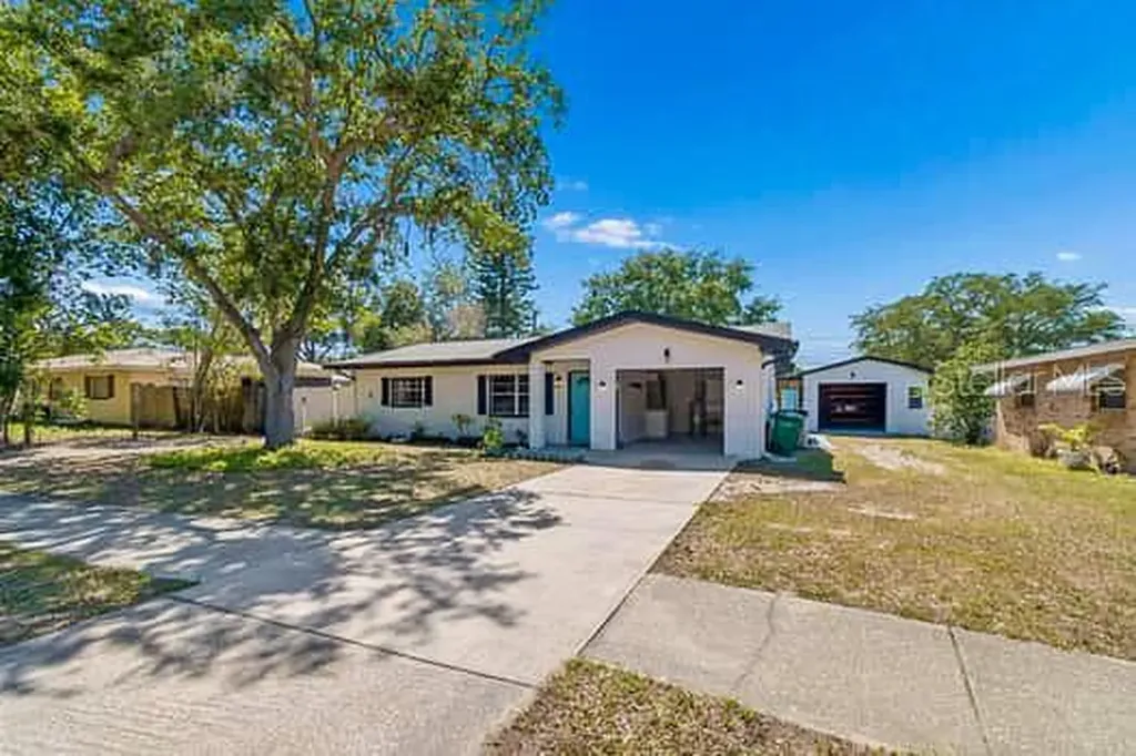 2115 Philippe Parkway Safety Harbor FL 34695