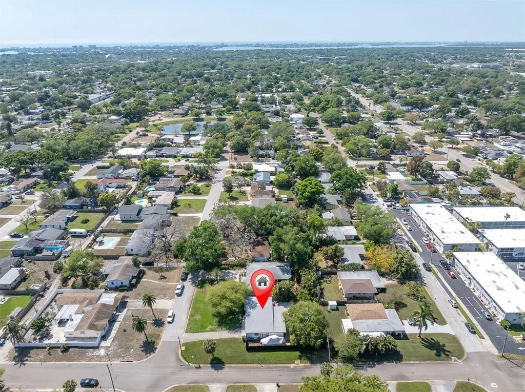 5909 4th Avenue N St Petersburg FL 33710