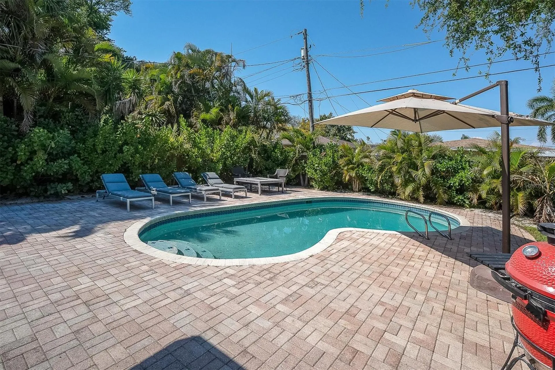 5909 4th Avenue N St Petersburg FL 33710