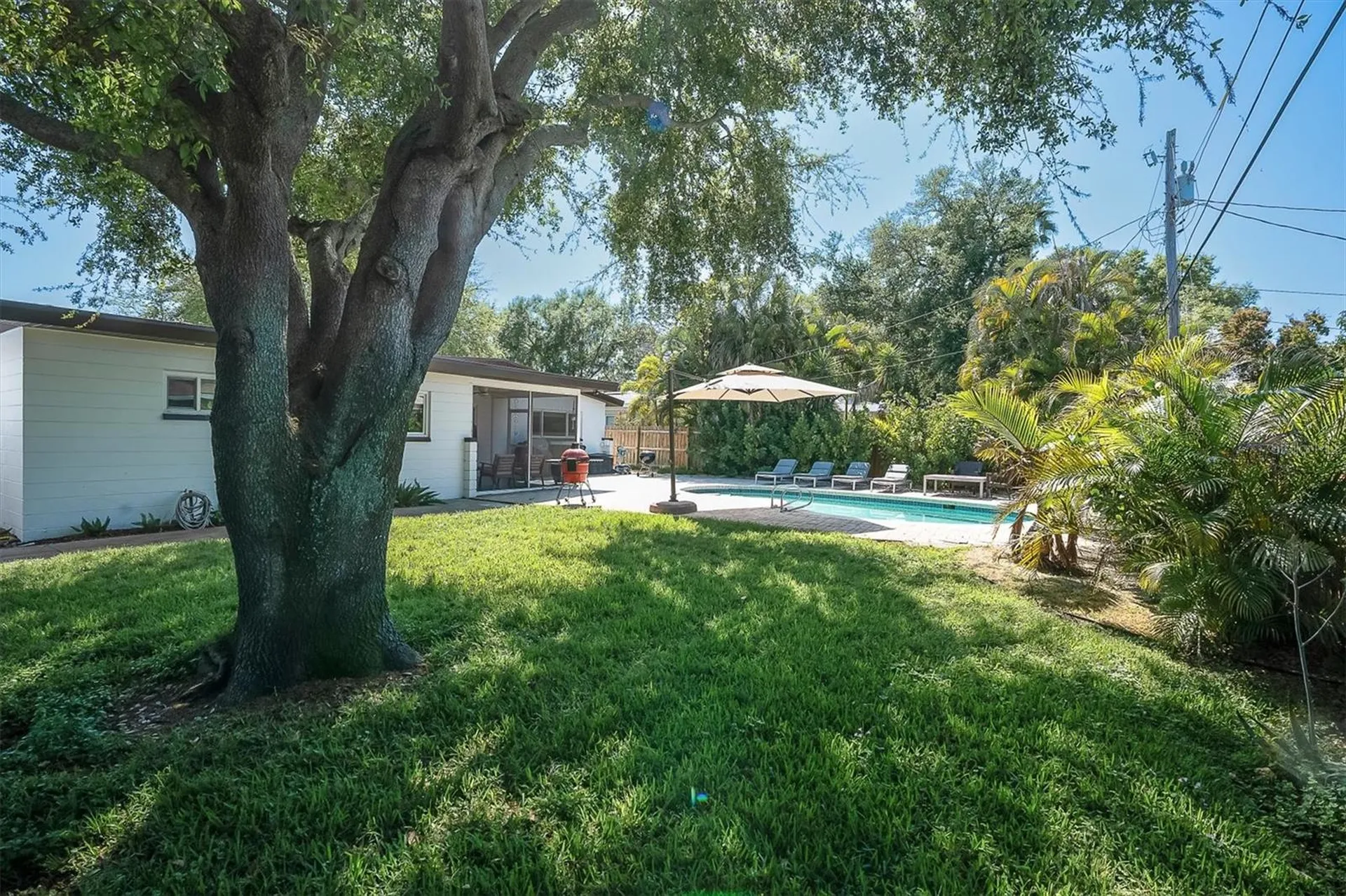 5909 4th Avenue N St Petersburg FL 33710