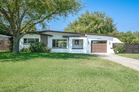 5909 4th Avenue N St Petersburg FL 33710
